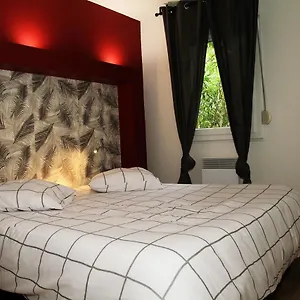 High Standing Apart 55m2 - Reserved Parking - 1 , Avignon France