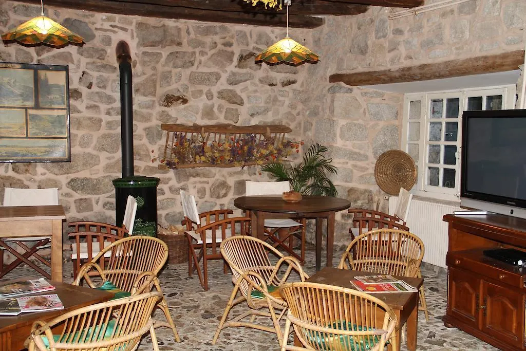 Hotel Auberge Du Combaire Laguiole
